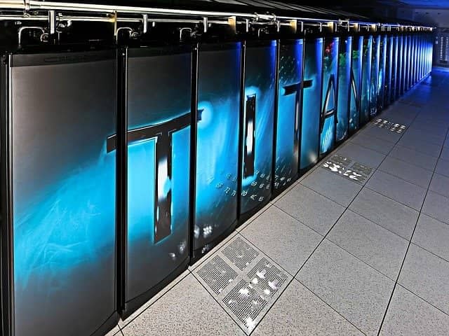Supercomputer